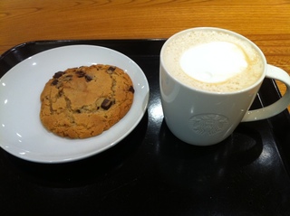 スターバックスセレオ八王子北館店2.jpg