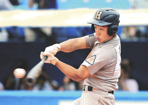 山口 決勝三塁打3.jpg