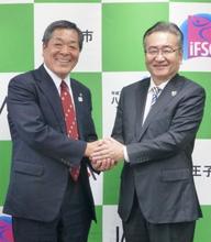 東京都八王子市でのボルダリングW杯開催.jpg